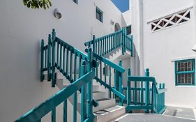 32 Thira - Santorini Beach Flat